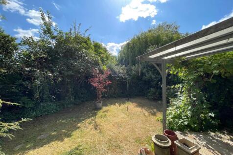 Rear Garden 1.jpg