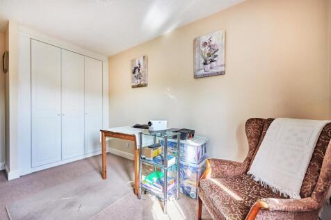 BEDROOM SIX