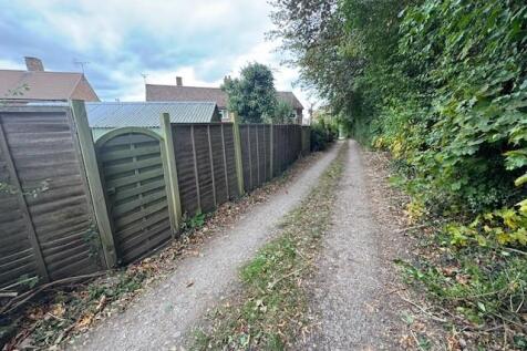 Service Road Access To Garage