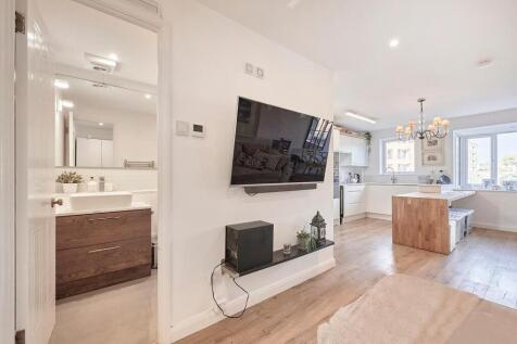 Impressive Open Plan Living Area