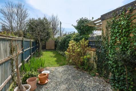Island Wall, Whitstable