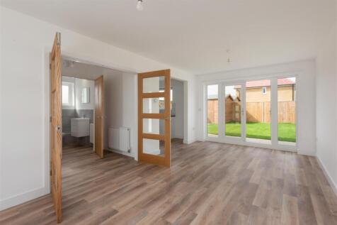 Lower Road, Teynham, Sittingbourne