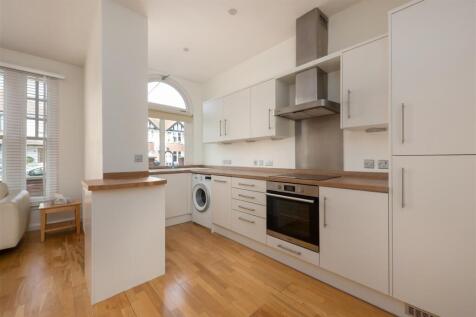 Leander Court, Graystone Road