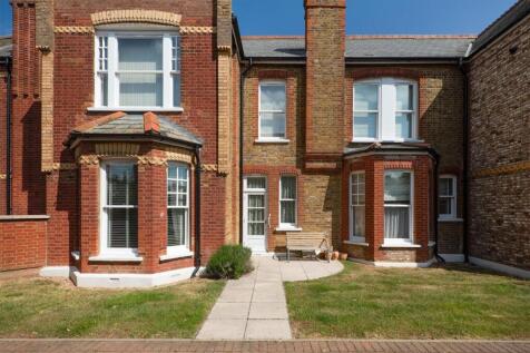 Leander Court, Graystone Road