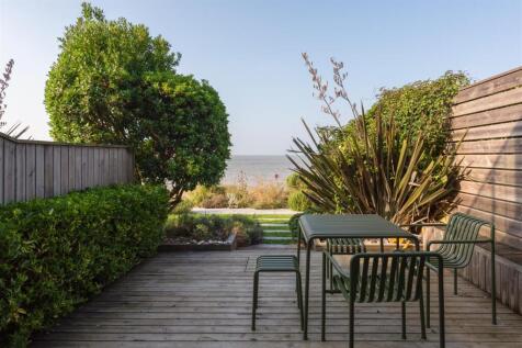 Admiralty Walk, Seasalter, Whitstable