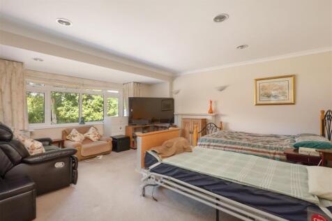 Meadow Drive, Chestfield, Whitstable