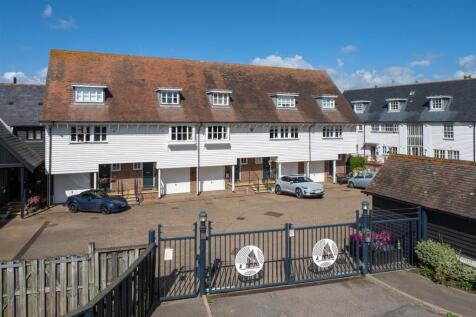 North Quay, Conyer