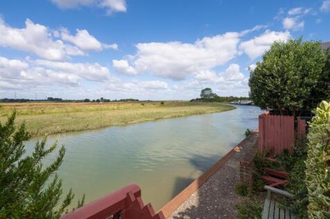 North Quay, Conyer