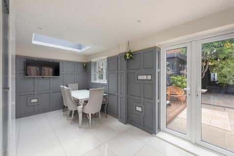 Halford Close, Broomfield, Herne Ba