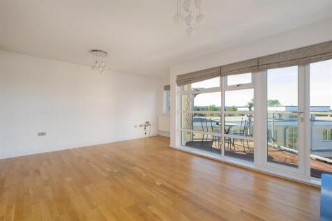 Carlton Court, The Bridge Approach, Whitstable