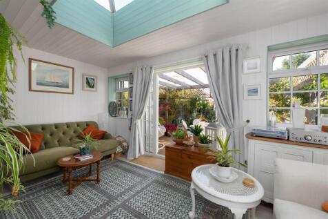 Pier Avenue, Tankerton, Whitstable