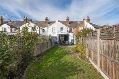 Island Wall, Whitstable