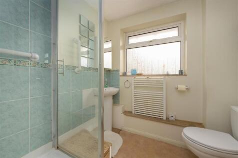 Shearwater Avenue, Whitstable