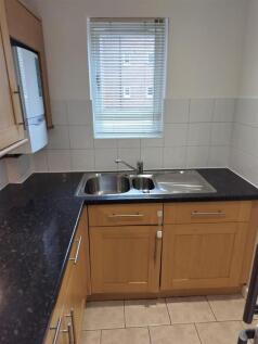 Kitchen pic1.jpg