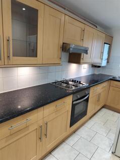 Kitchen pic2.jpg
