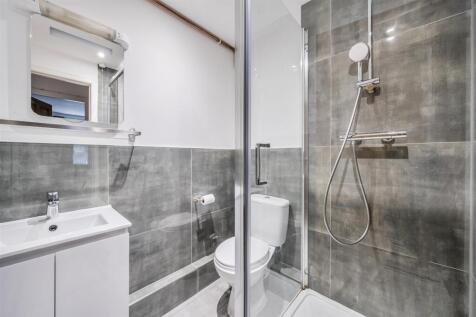 Small Bathroom.jpg
