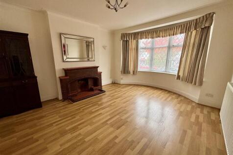 Living Room 1.jpg
