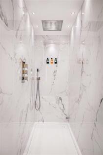 Master ensuite shower.jpg
