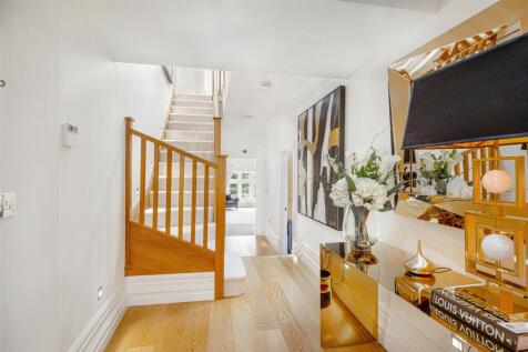 Entrance Hall.jpg