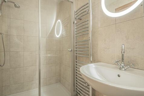 Shower Ensuite
