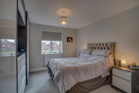 PRINCIPLE BEDROOM