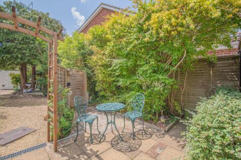 ANNEXE GARDEN
