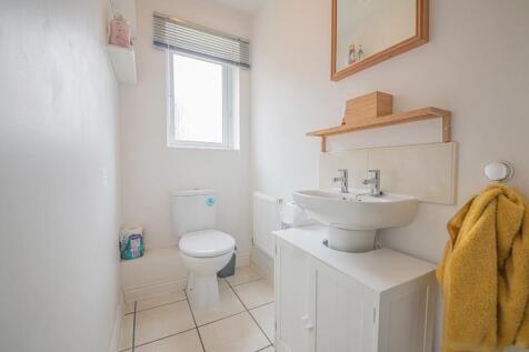 Downstairs Cloakroom