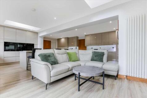 Open Plan Family