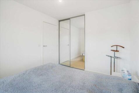 Bedroom Two (2)