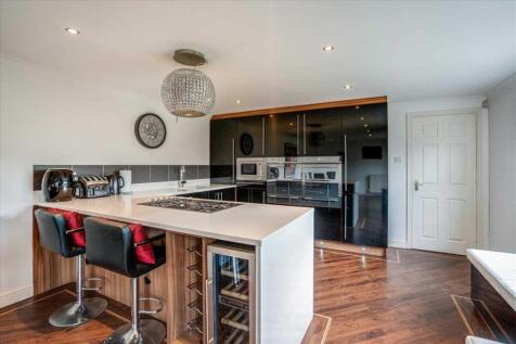 Kitchen Area (1)