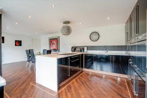 Kitchen Area (2)