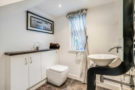 Lower Level WC