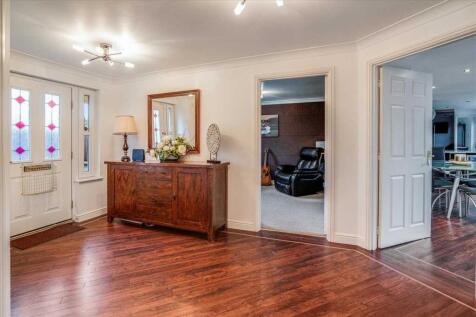 Entrance Hallway (1)