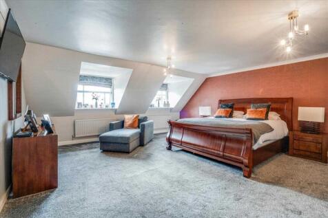 Bedroom One (1)
