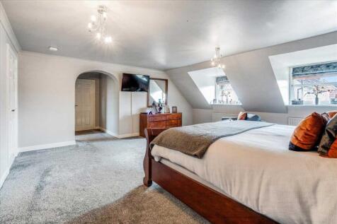 Bedroom One (2)