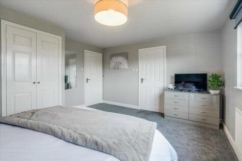 Bedroom Two (2)