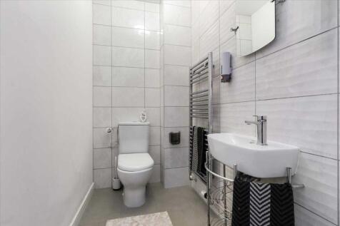 Lower Level WC