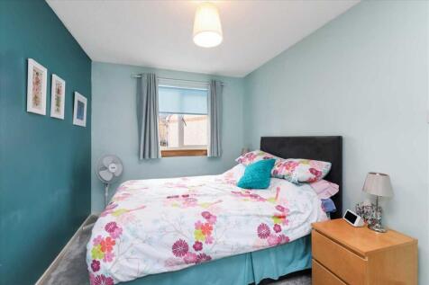 Bedroom Two (1)