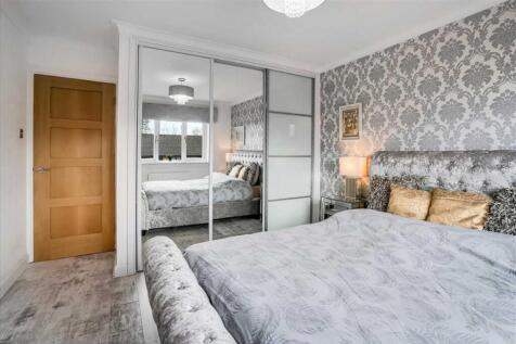 Bedroom Two (2)