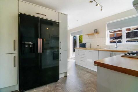 Kitchen (2)