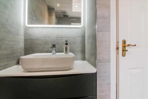 Bathroom (2)