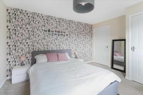 Bedroom Two (2)