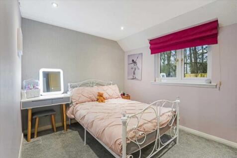 Bedroom Two (1)