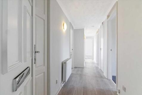 Entrance Hallway (1)