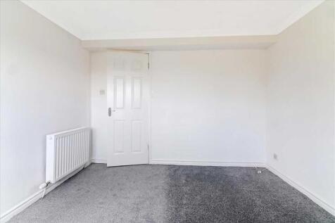 Bedroom One (3)