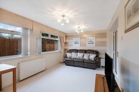 Family Room (2)