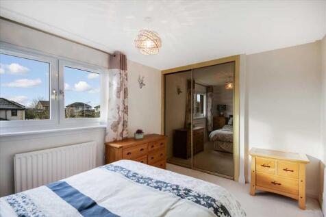 Bedroom One (2)