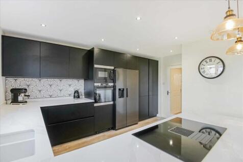 Kitchen Area (1)