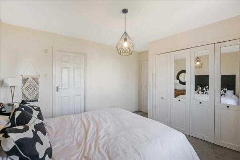 Bedroom One (2)