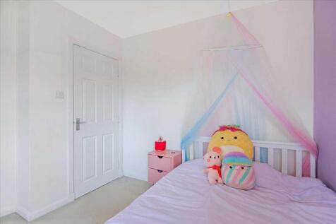 Bedroom Three (2)